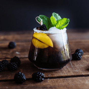 Berry Aperol Spritz 