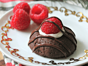 horizontal chocolate thumbprint cookies